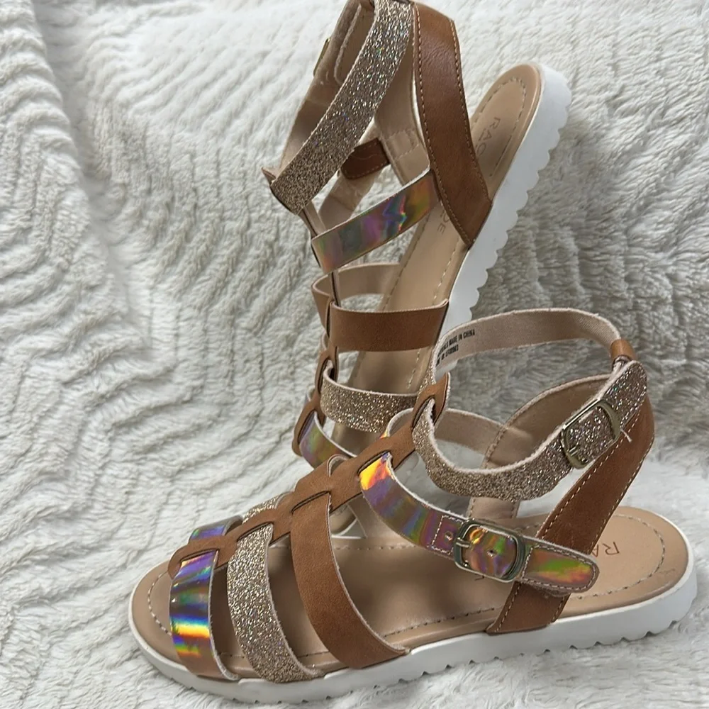 Rachel Zoe Girls Tan Shiny & Glittery Sandals VELCRO STRAPS,  Girls' 4 EUC!